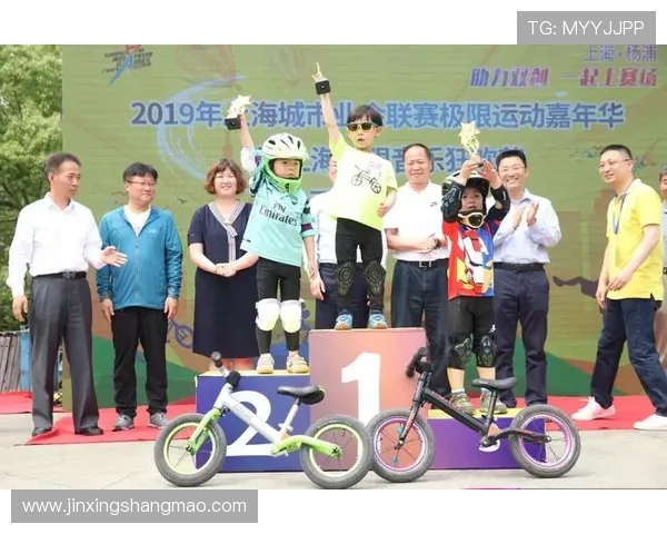 广州极限运动队在世界街舞大赛中的灵活性表现引发热议与赞赏