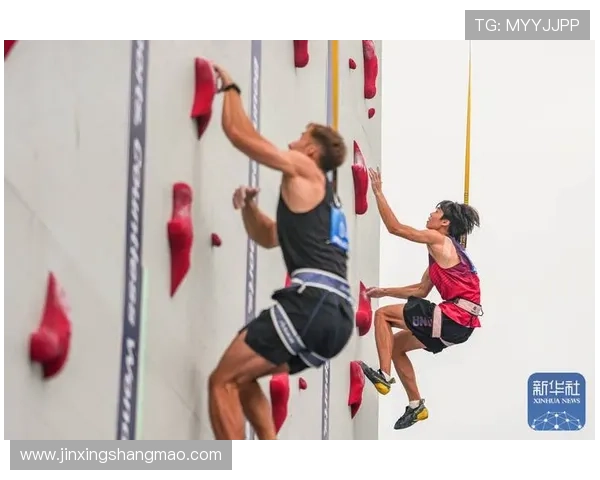 成都攀岩队在世界街舞大赛上的拼搏历程与精彩瞬间回顾